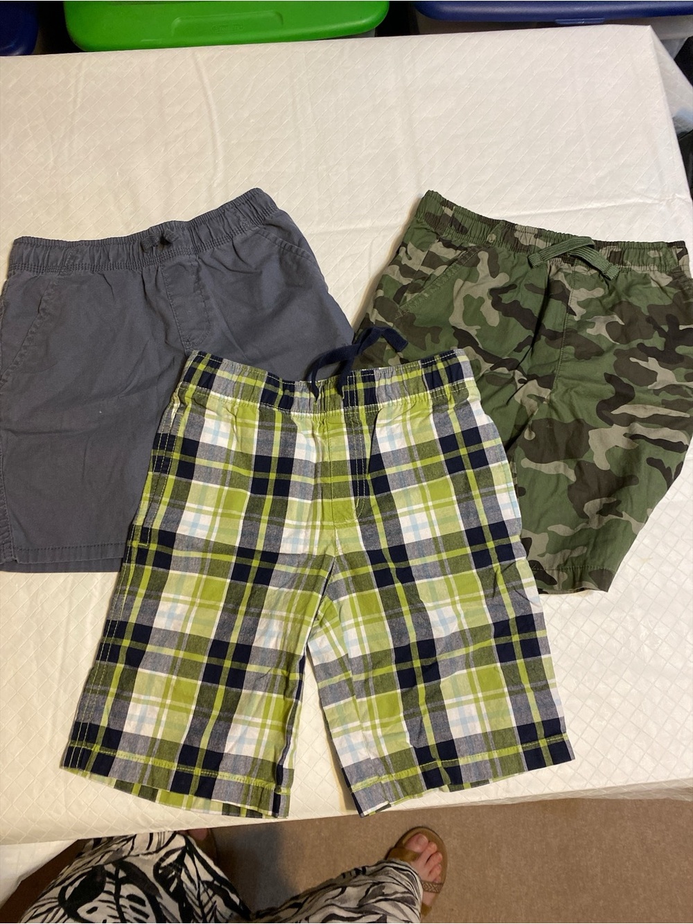 Kids Green Plaid-gray- camo Pull-On Shorts with Elastic Waist size 8